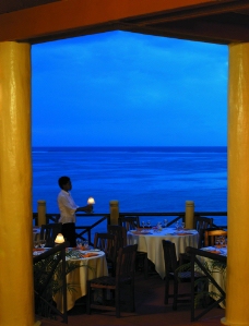 五星级酒店海边餐厅图片