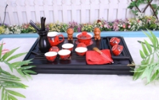 黑釉红釉黑藤花茶具图片